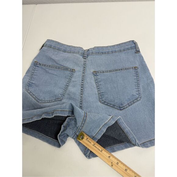 NWOT Pretty Little Thing High Waist Denim Lightweight Shorts Size 8 Blue - Picture 5 of 7
